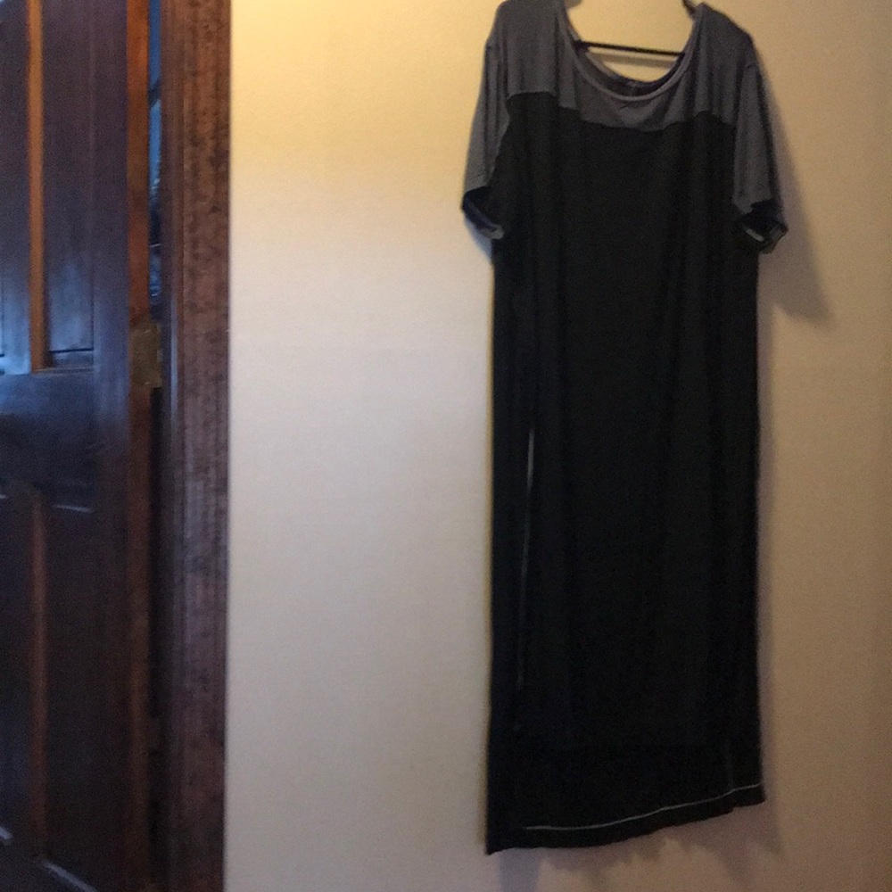 Light weight knit dress side slits